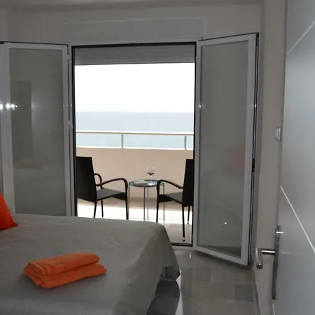 Malaga Sunshine - Front Penthouse - 丰希罗拉