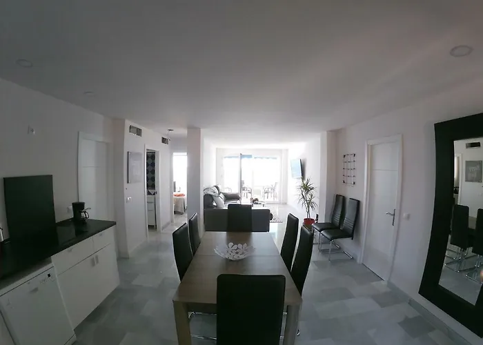 Malaga Sunshine - Front Penthouse -