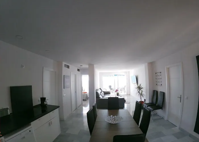 Malaga Sunshine - Front Penthouse - *